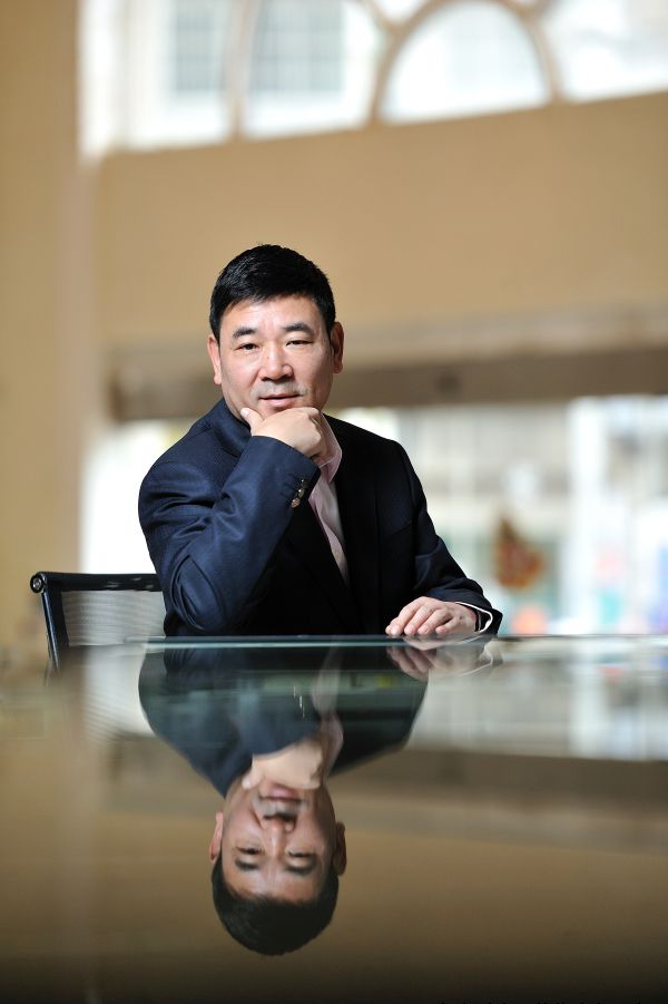 《浙商》杂志封面人物秀|胡晓风:从“贵客”到“朱紫”